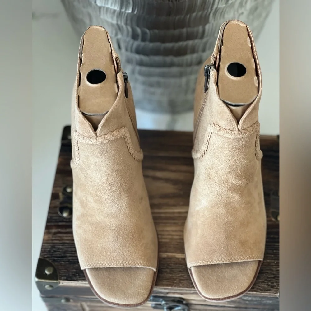 Lucky Brand Lureli Wedge Booties in Tan - Picture 5 of 9